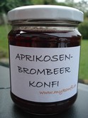 Aprikosen-Brombeer Gross